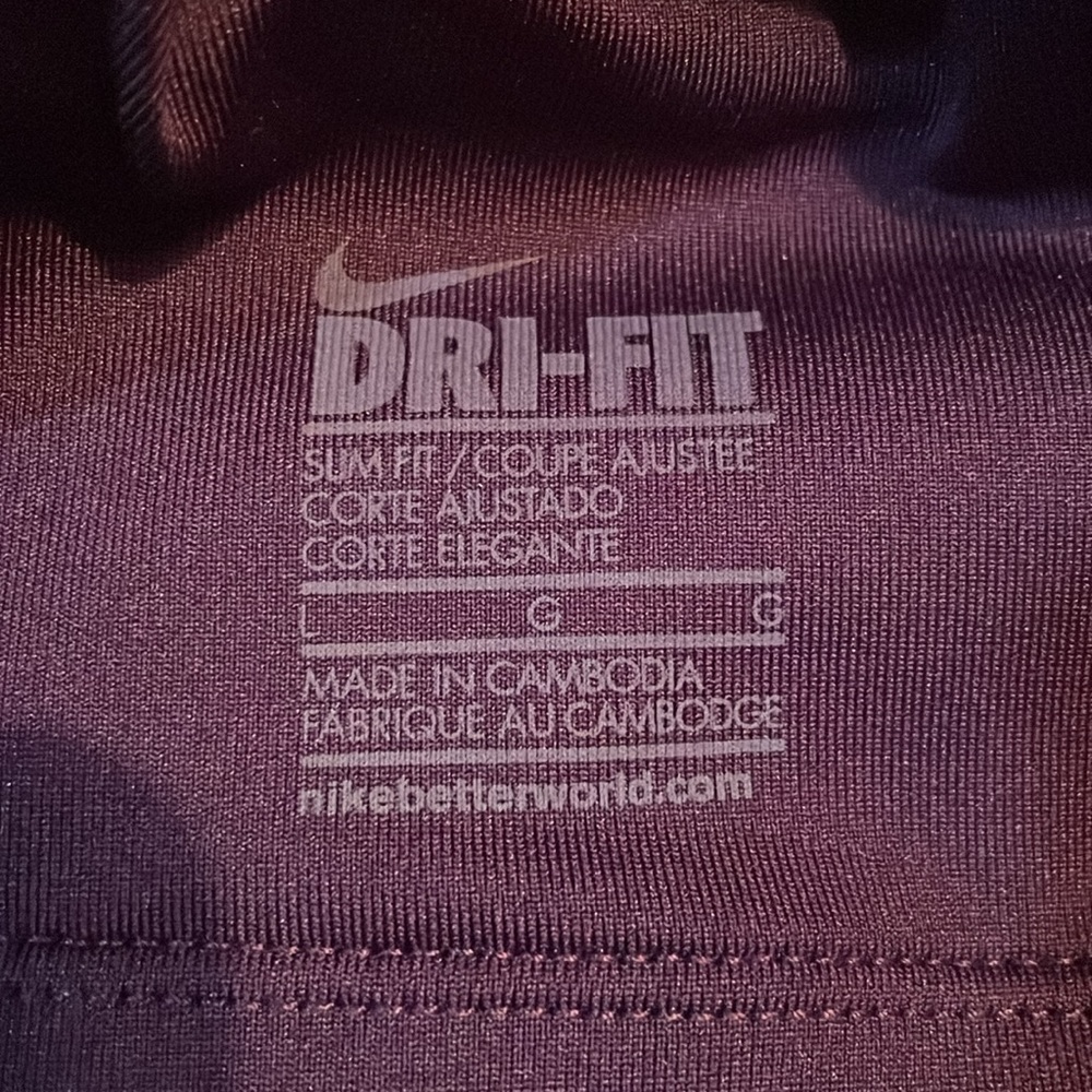 Nike Slim fit Dri-Fit tank with built in bra. - Picture 3 of 4